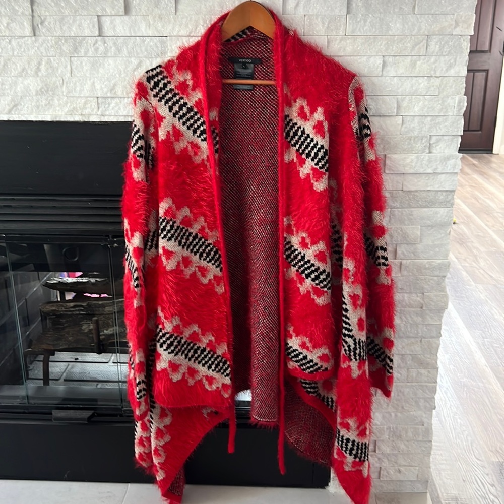 Vertigo Asymmetrical Open Cardigan Swing Sweater, size Large